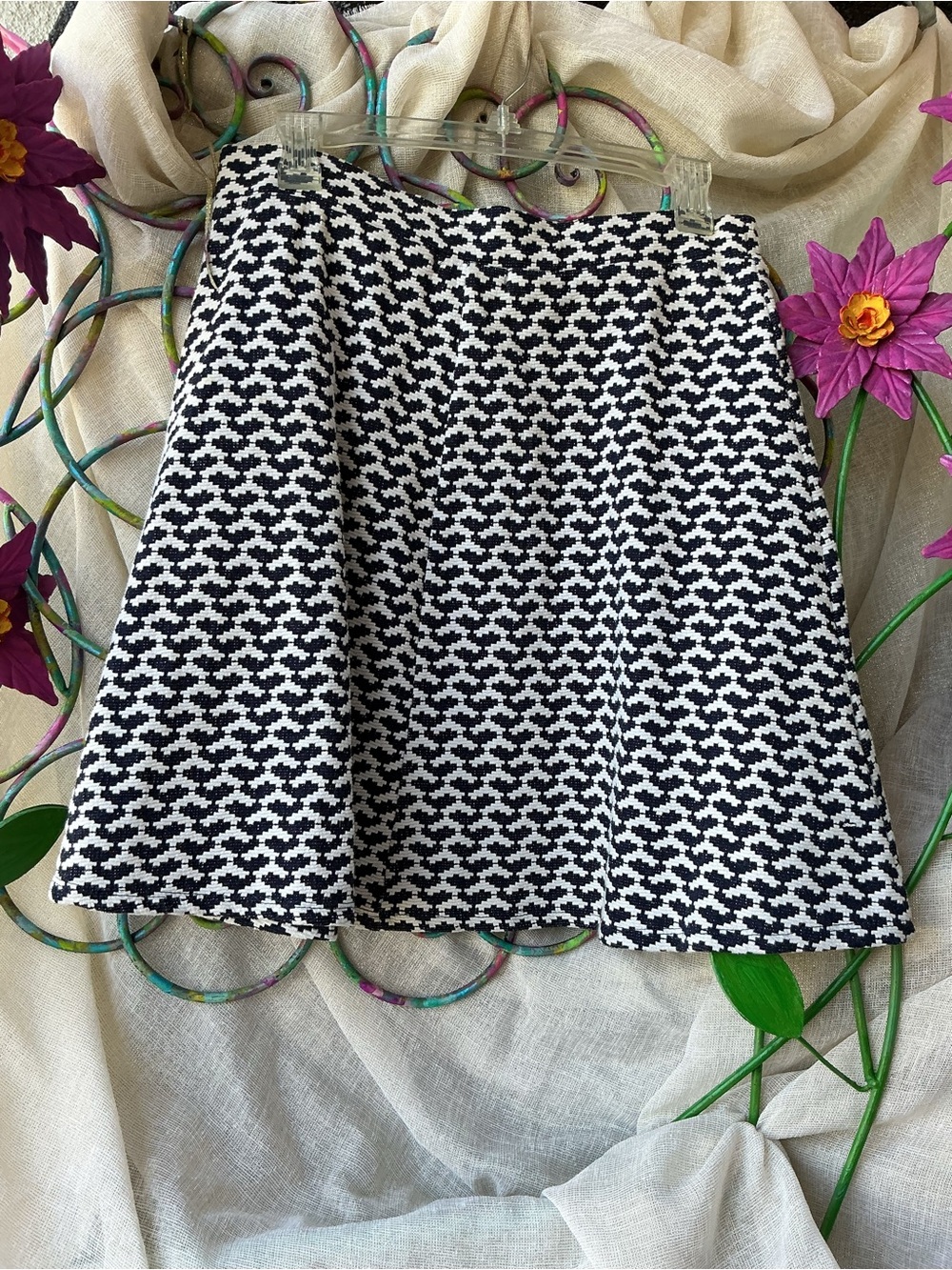 Monochrome Geometric Circle Skirt - Black & White